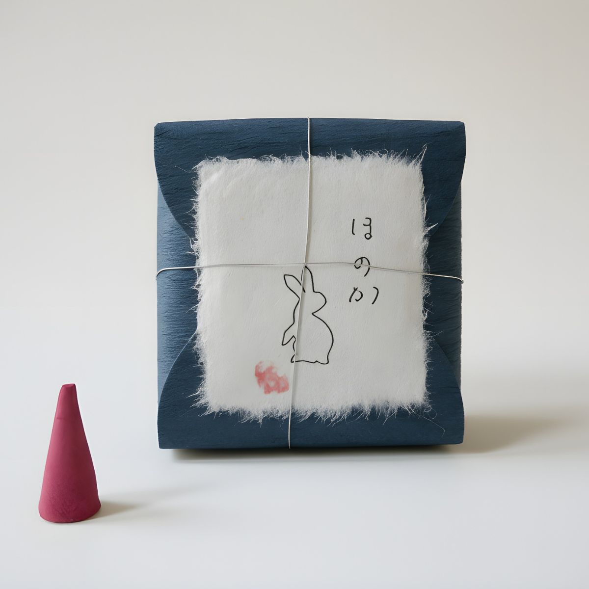 Japanische Duftkegel mit traditionell verpackter Geschenkbox – hochwertige Duftkegel aus Japan.